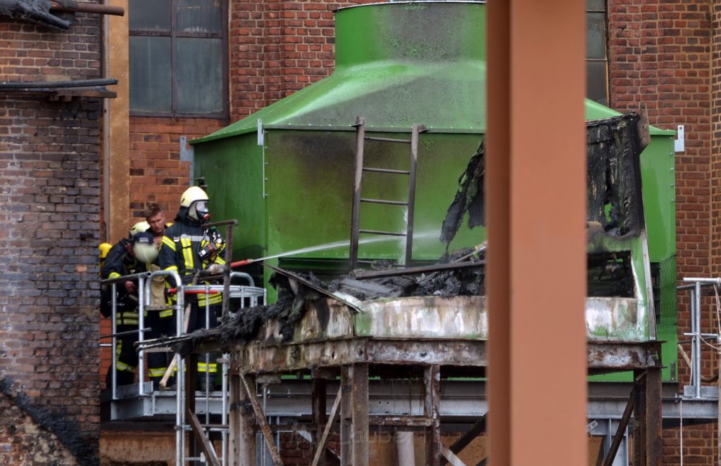 Feuer 2 Drahtwerke Koeln Muelheim Schanzenstr P10.JPG - Miklos Laubert